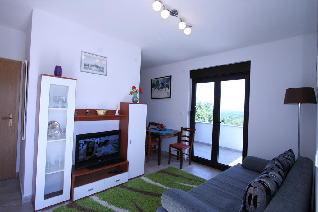 Apartment Roze Cizici