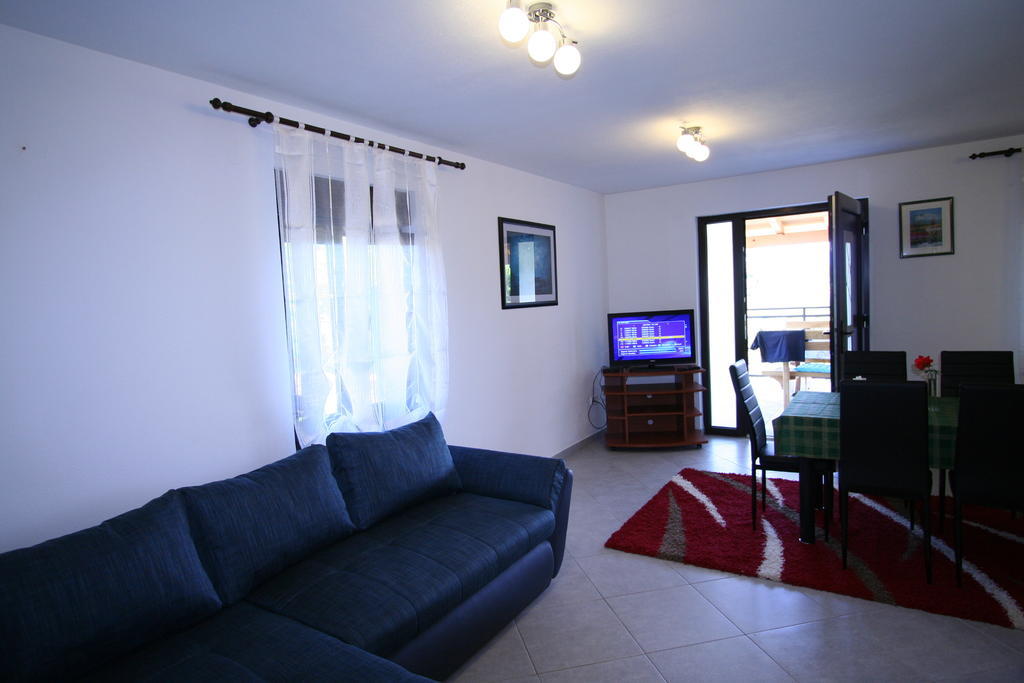 Apartment Roze Cizici
