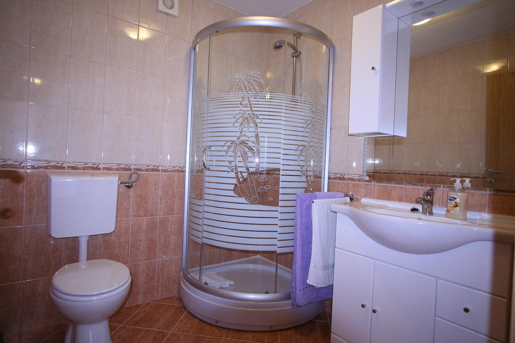 Apartment Roze Cizici