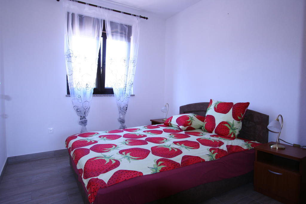 Apartment Roze Cizici